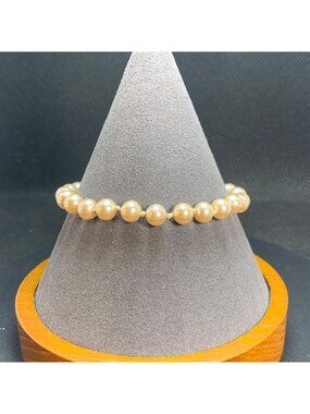 Traditional Faux Pearl Bracelet Knotted Strand 5.6mm Pearls Pearl Fastener 7.5"
